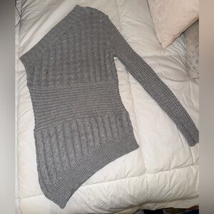 Usable Gray One Shoulder Asymmetrical Sweater Size M